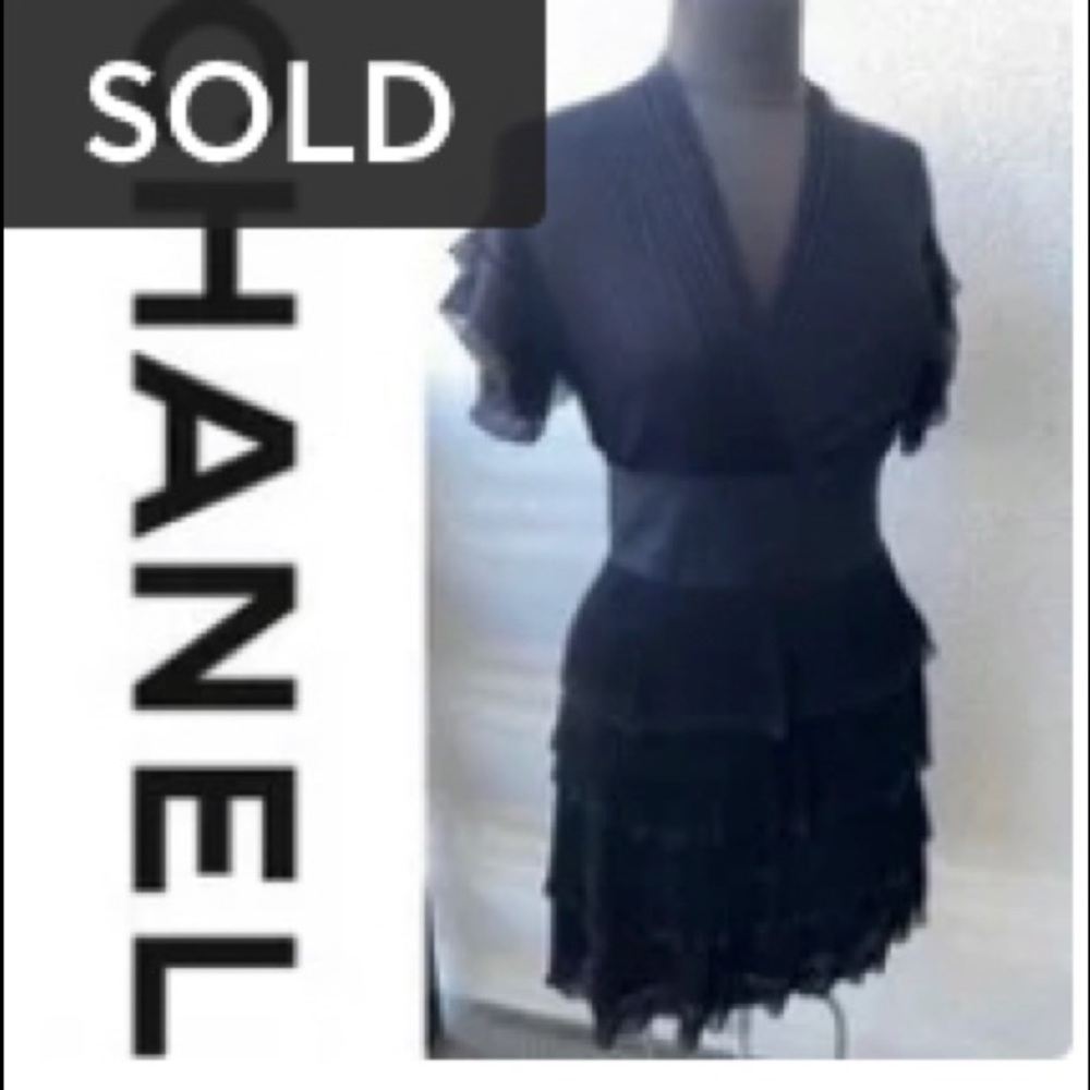 CHANEL Must have Chic Sexy Black Dress